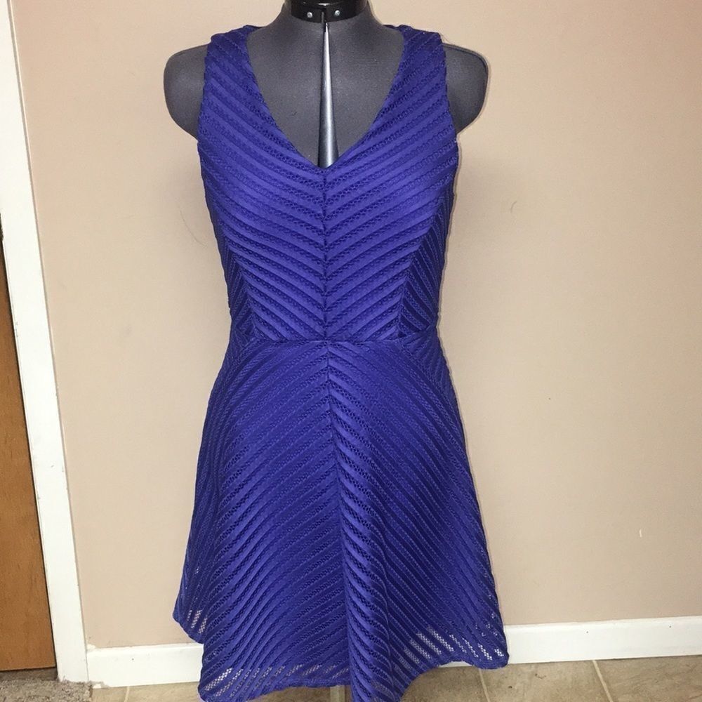 Mossimo size small eyelet sleeveless dress small